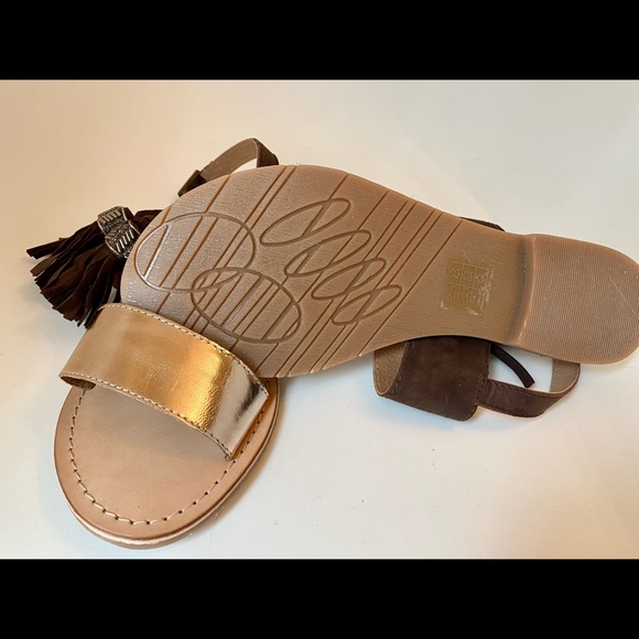 Callisto of Calif. Flat brown /gold sandals.Boho - Picture 3 of 5